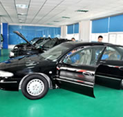 ������ͨ����ѧУ����ʵѵ����