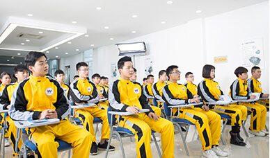 女生学什么技术好_北京万通汽车学校