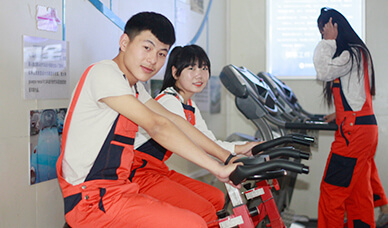 女生学什么技术好_北京万通汽车学校